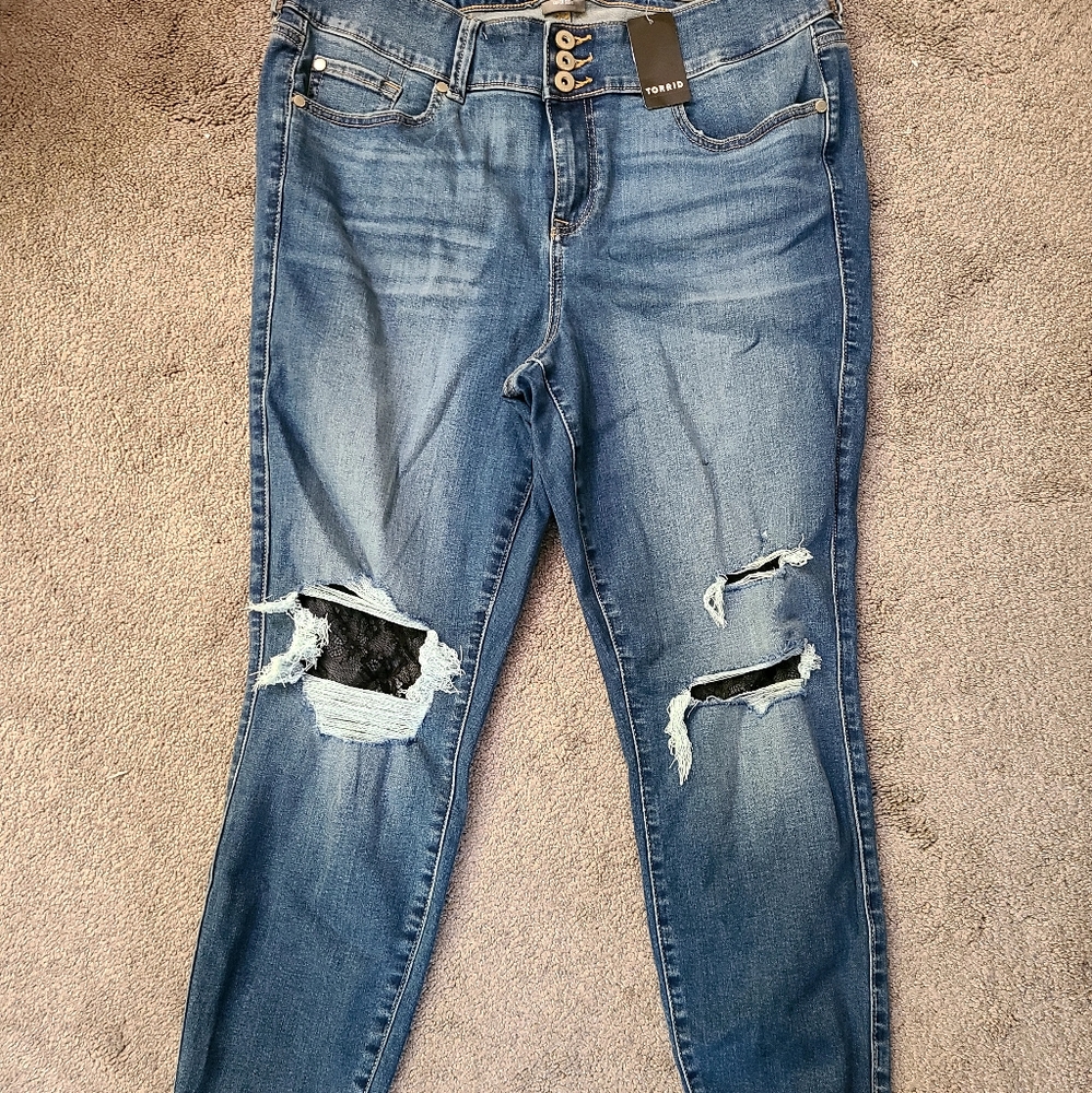 Torrid Deconstructed Jegging with Lace Underlay - Picture 3 of 5